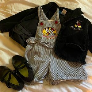 Disney overalls and jacket!! Size : 3T , Shoes NOT INCLUDED!
